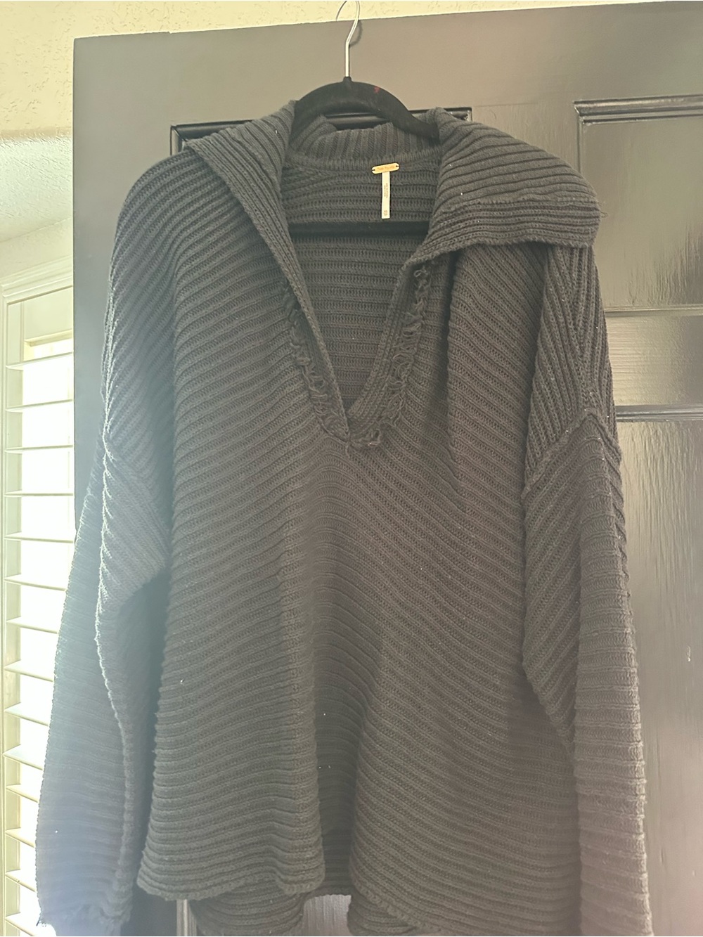 Free People Men's Ribbed V-Neck Hooded Sweater - Charcoal